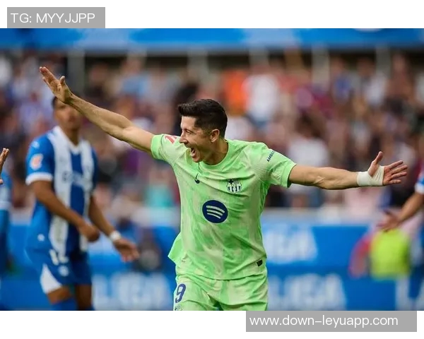 莱万不打算退役或将自由身离开巴萨未来去向引关注