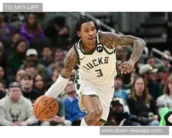 小凯文波特上半场表现出色下半场状态下滑仅得2分