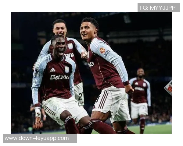 沃特金斯替补双响助队逆转蓝军展现惊人实力不鸣则已一鸣惊人