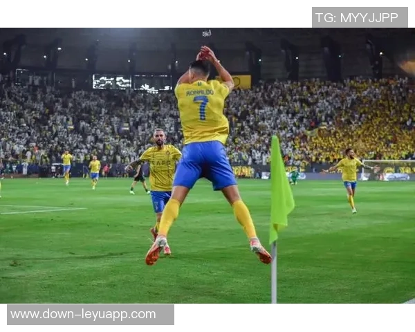 吉达国民官方调侃C罗打车回利雅得965公里引发热议